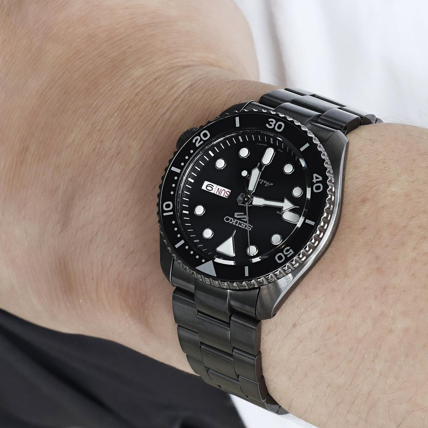 Seiko 5 Sports - SRPD65 - Image 2